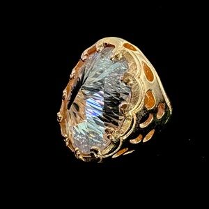 Crystal Large Oval Women’s Statement Ring Set In Rose Gold Plated Metal